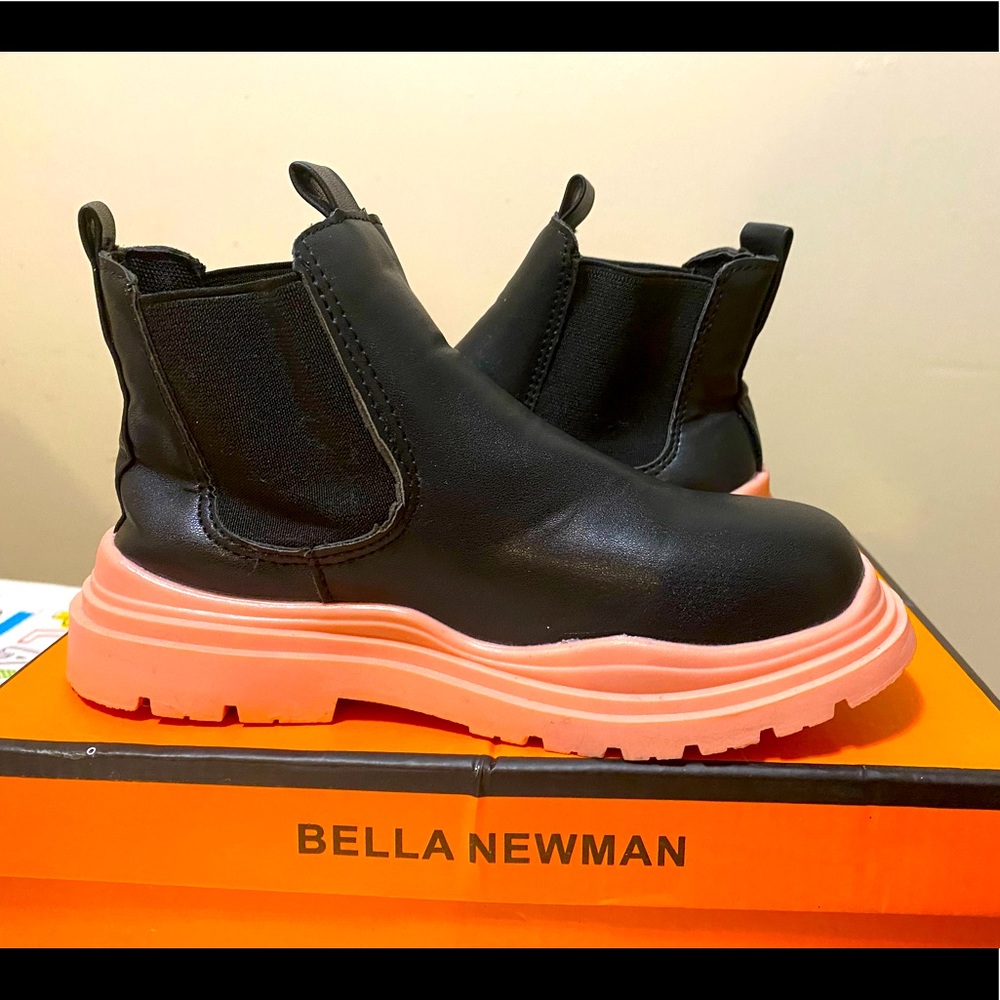 Brand new bottega inspired boots for girls.